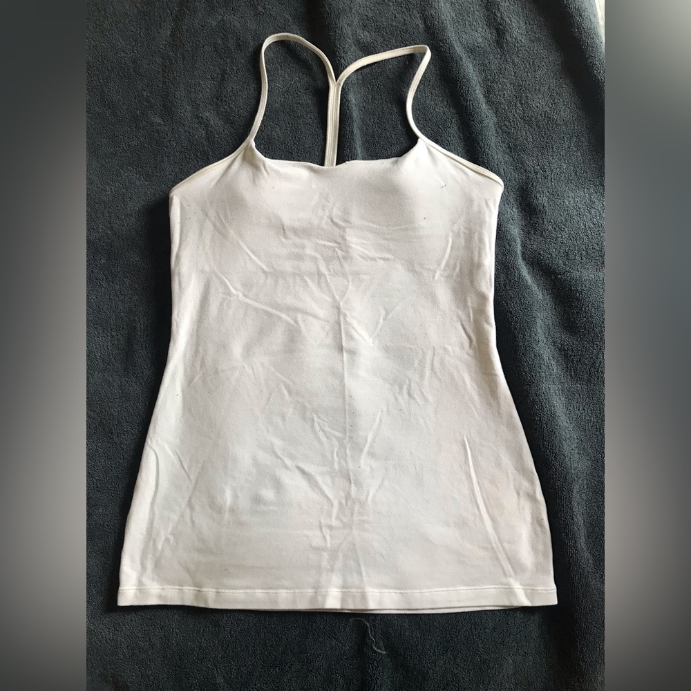 Lululemon tank top. Built in bra.